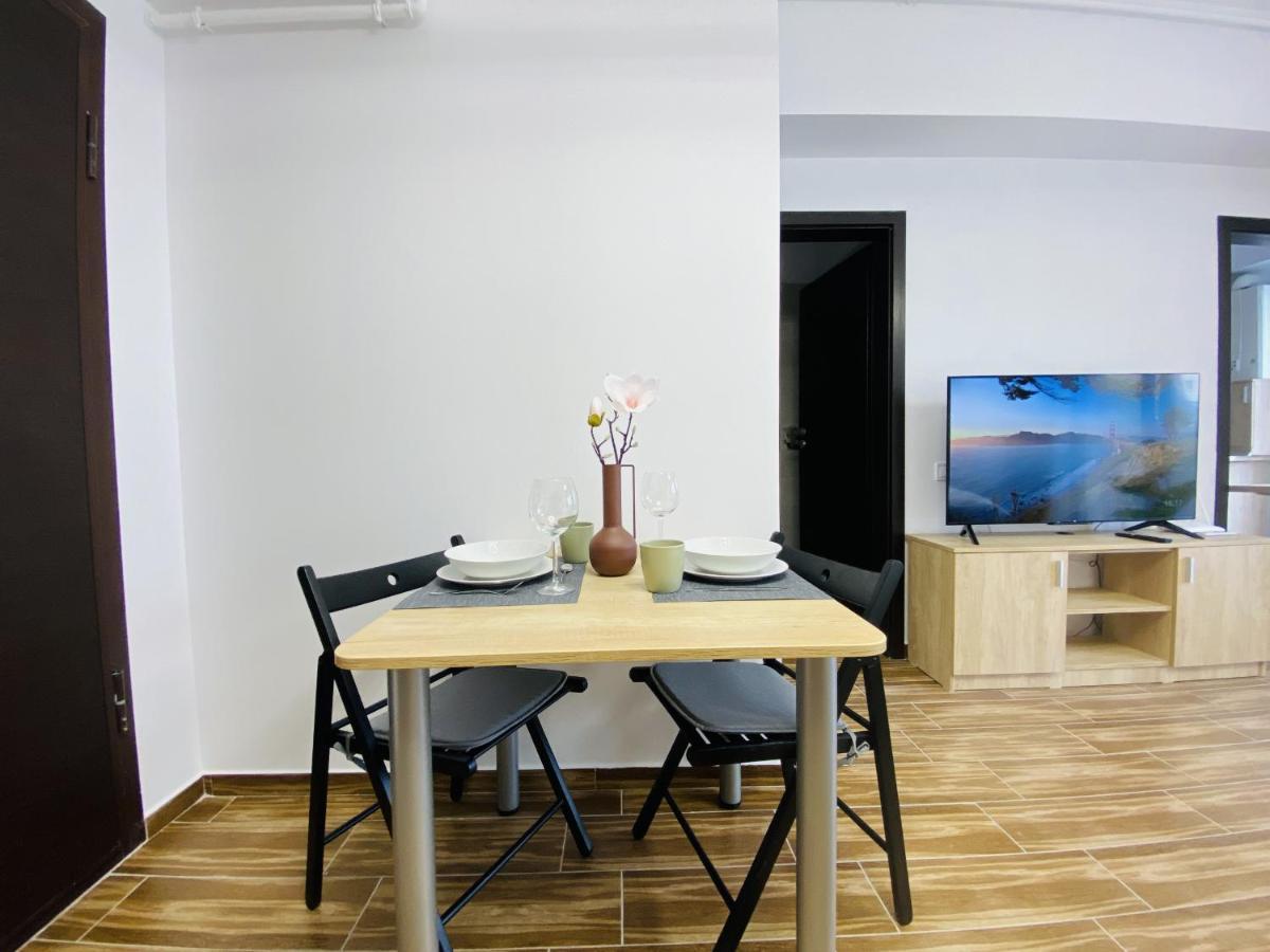 New City Studios With Balcony Bucureşti Eksteriør bilde